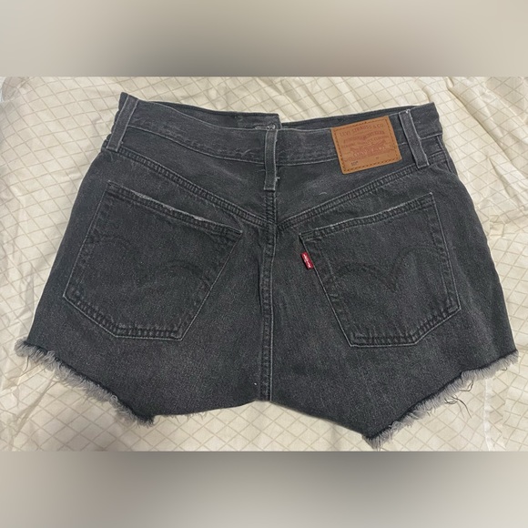 Levi’s 501 Jean Short Premium - Picture 2 of 5
